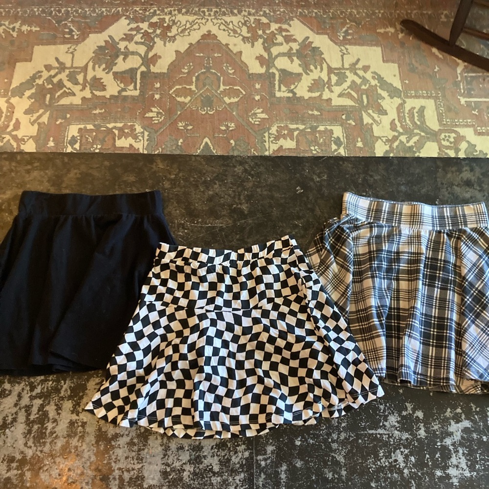 Bundle of Girls Skirts from Nordstrom and H&M size 10/12